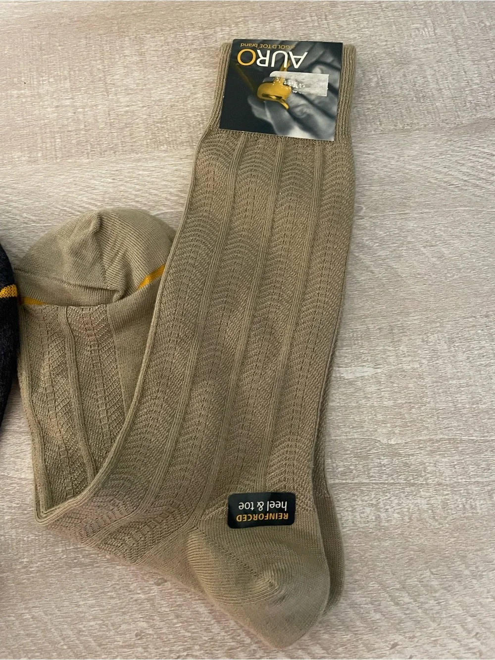 New 2 pair Auro by Gold Toe Men's Dress Socks Black and Tan crew soft